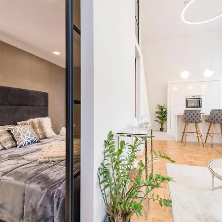 Main Avenue 2 Bdr, 2bthr, Ac, Free Garage Apartamento Budapest